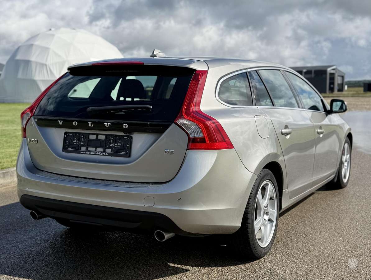 Volvo V60, 2.4 l., Универсал