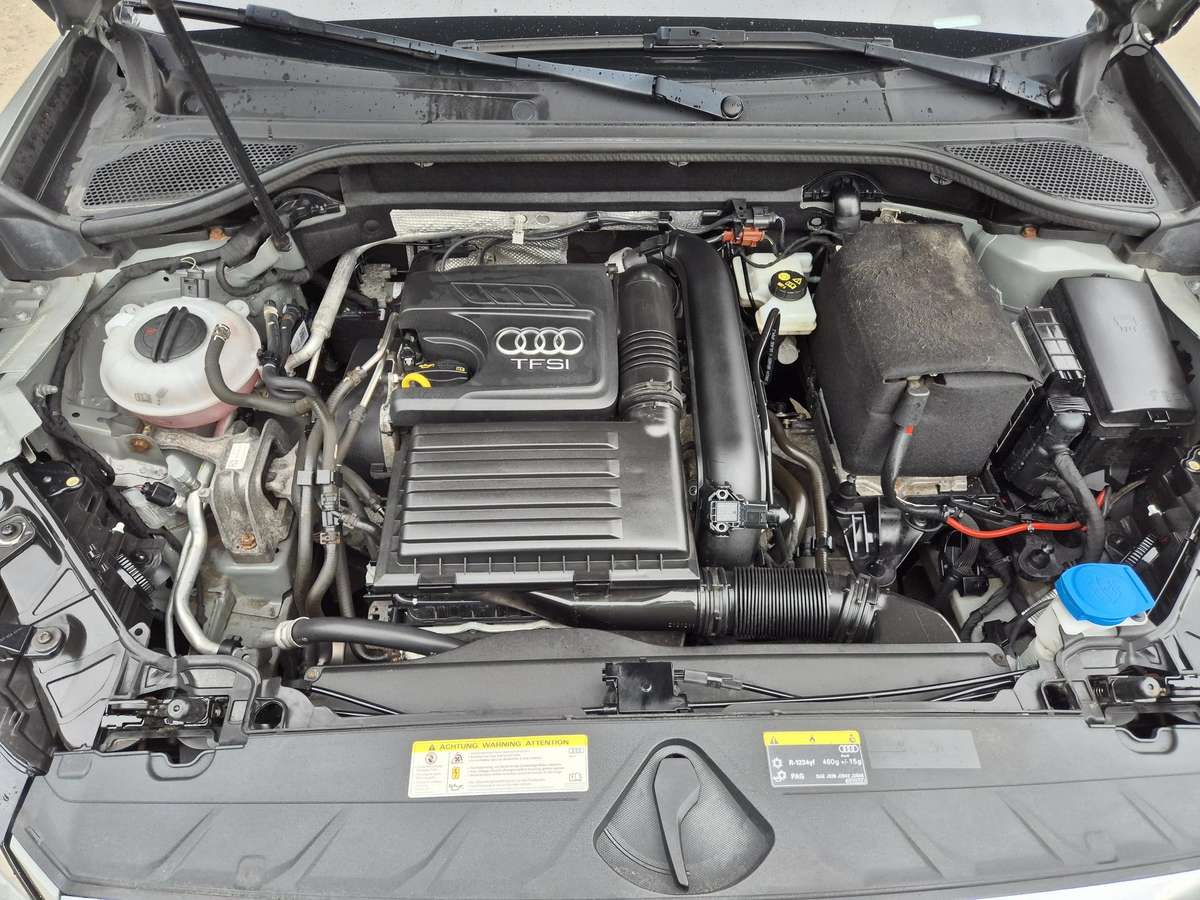 Audi Q2, 1.4 l., Внедорожник / Кроссовер