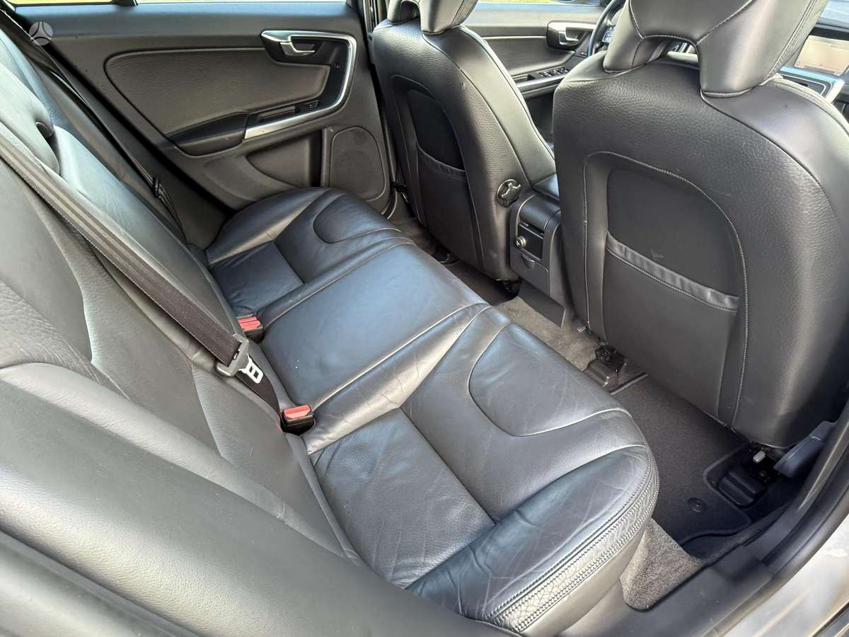 Volvo V60, 2.4 l., Универсал