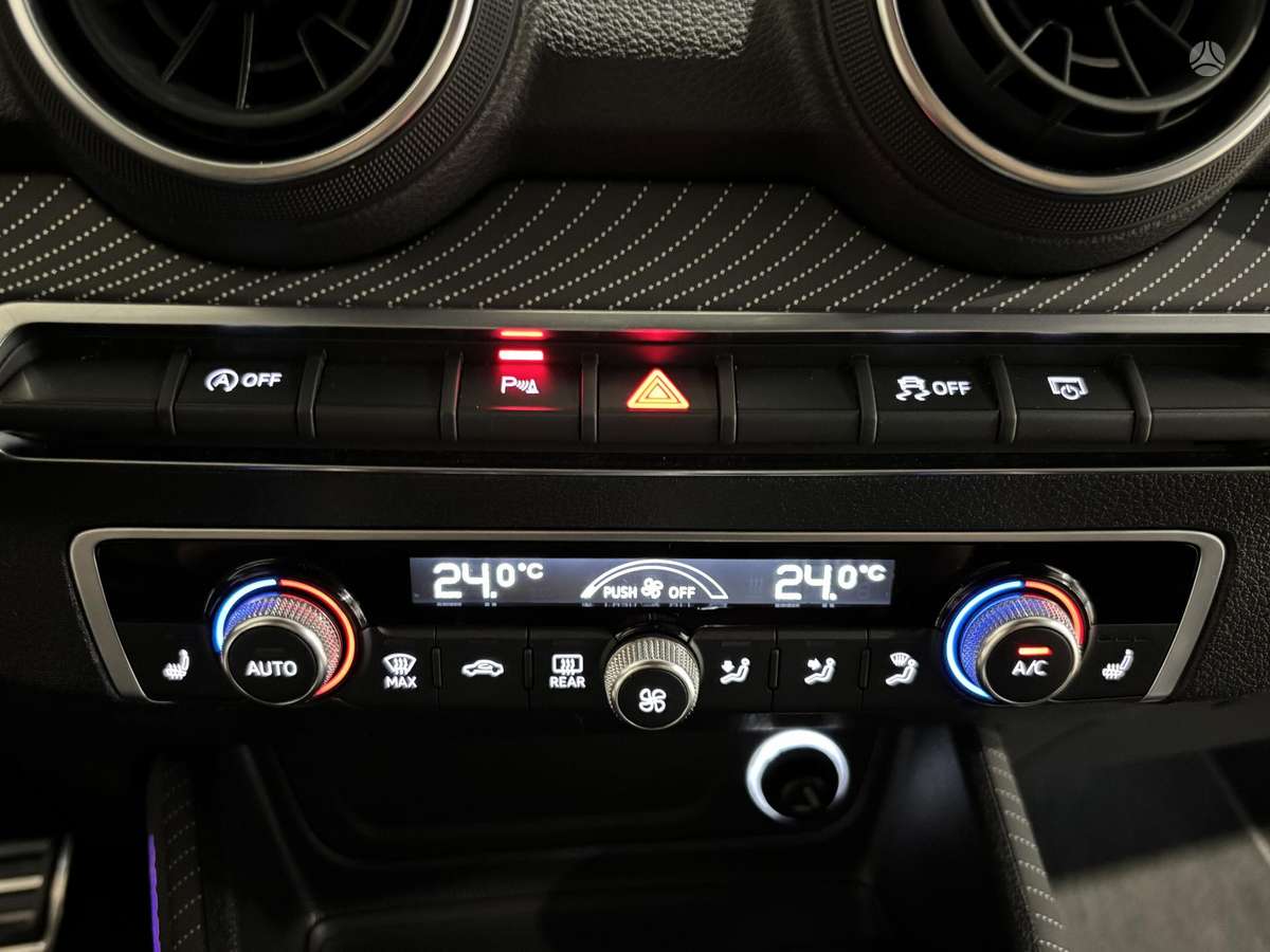 Audi Q2, 1.4 l., Хэтчбек