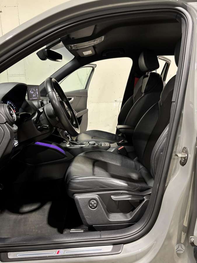 Audi Q2, 1.4 l., Хэтчбек