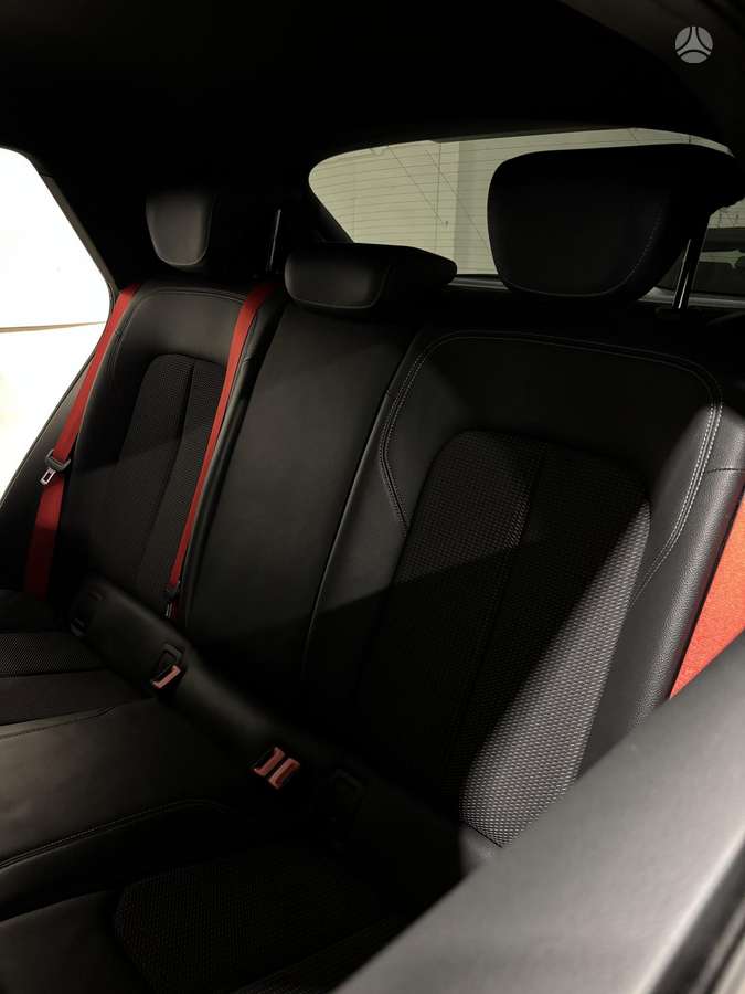 Audi Q2, 1.4 l., Хэтчбек