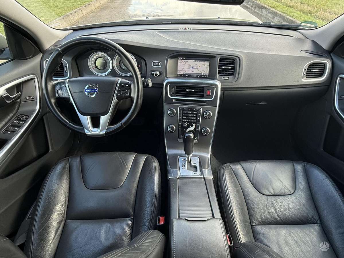 Volvo V60, 2.4 l., Универсал