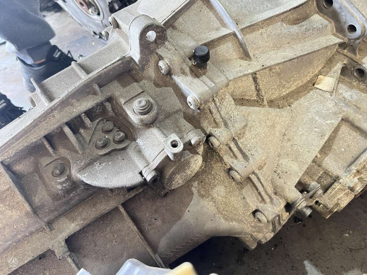 Audi A4, MVQ, pavarų dėžė