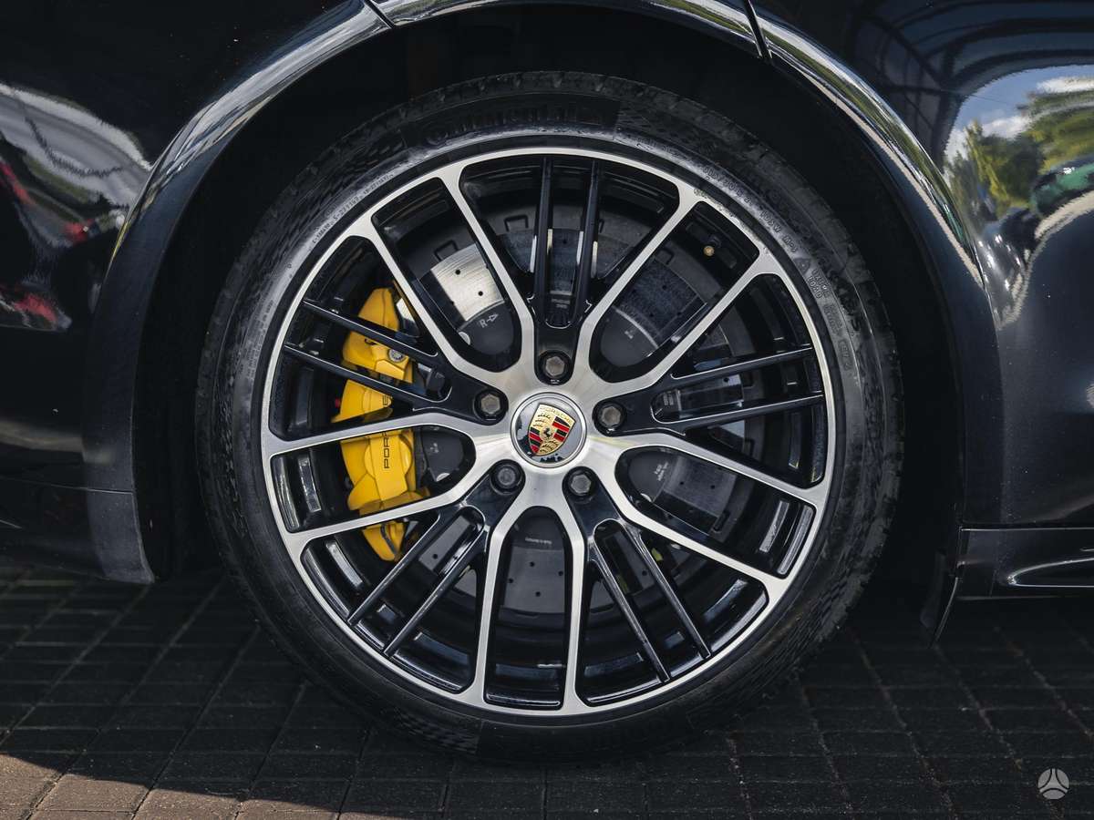 Porsche Panamera, 4.0 l., hatchback