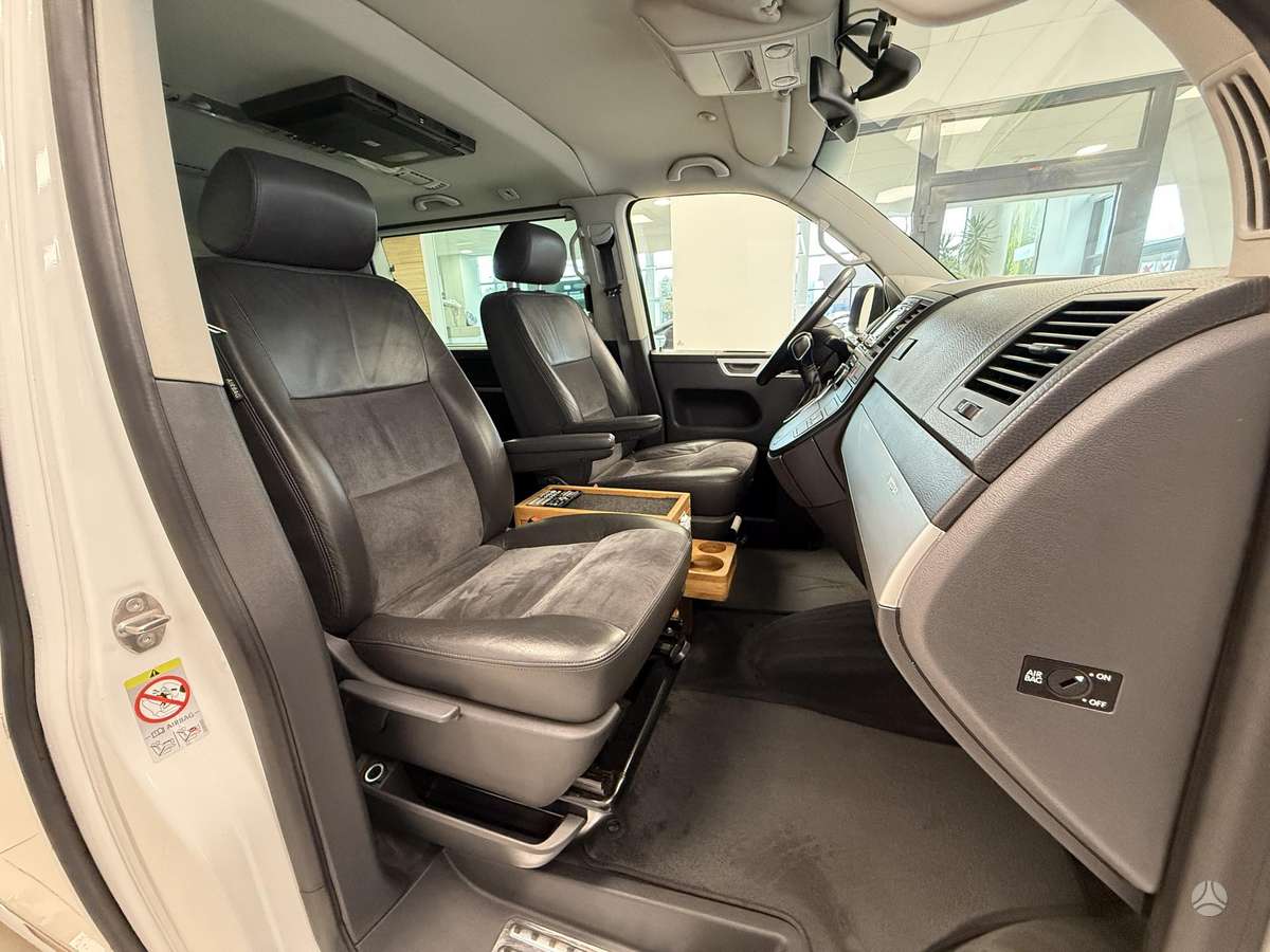 Volkswagen Multivan, 2.0 l., Минивэн