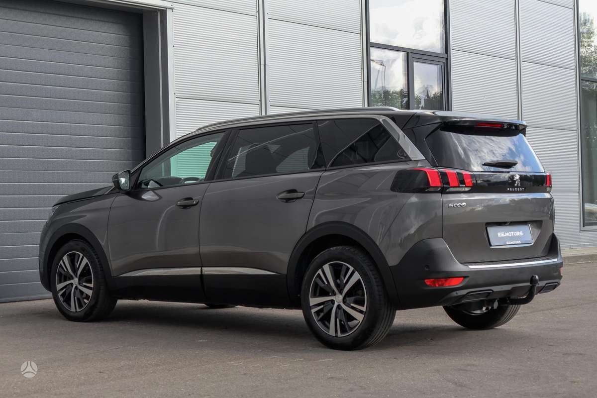 Peugeot 5008 - 8