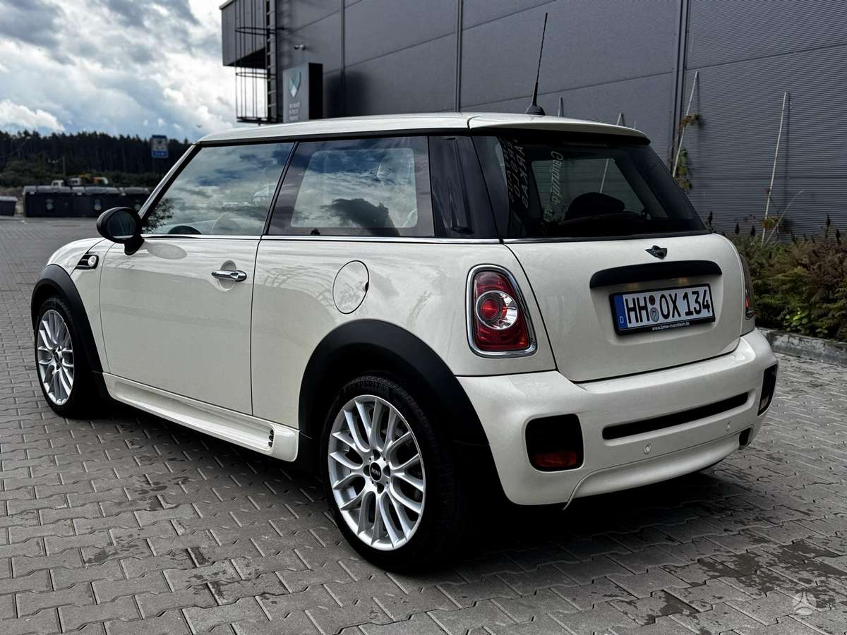 Mini One, 1.6 l., hatchback