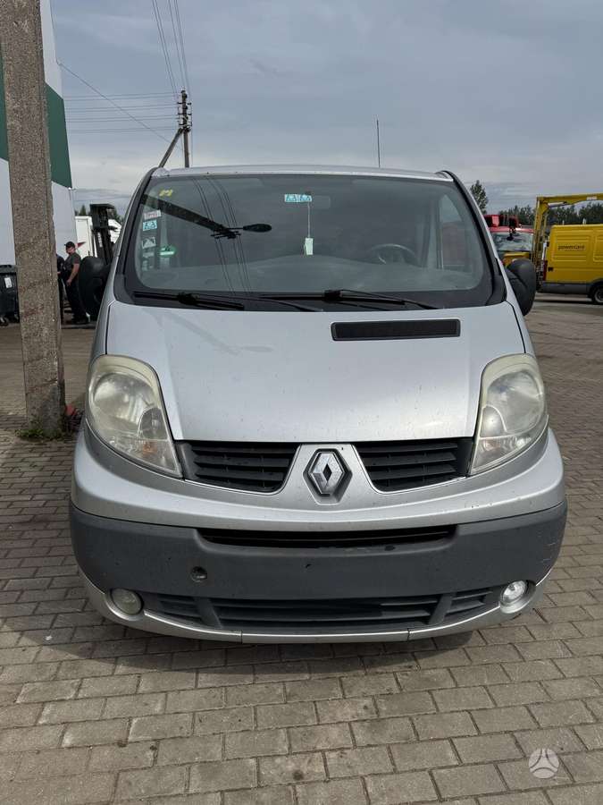 Renault Trafic - 2