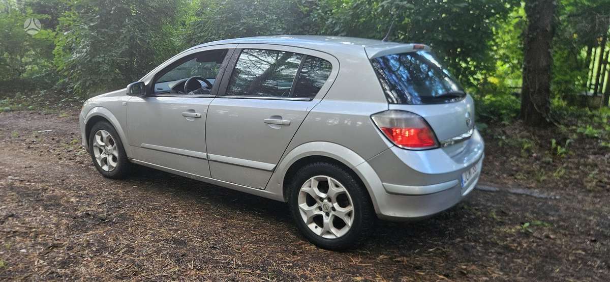 Opel Astra, 1.7 l., Хэтчбек