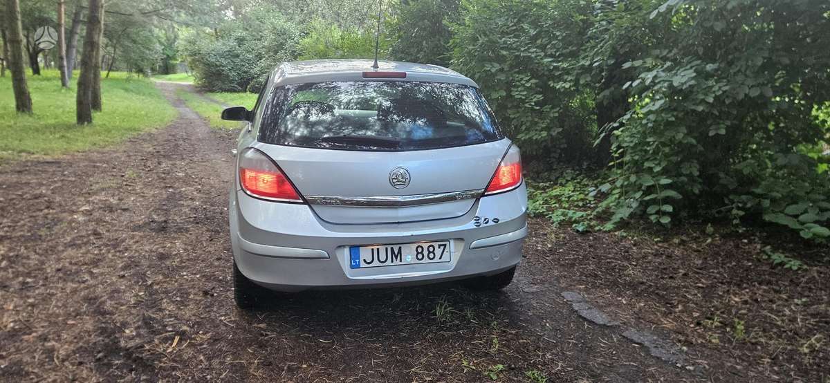 Opel Astra, 1.7 l., Хэтчбек