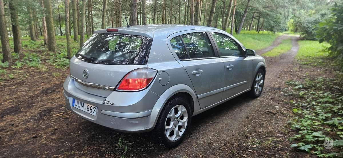 Opel Astra, 1.7 l., Хэтчбек