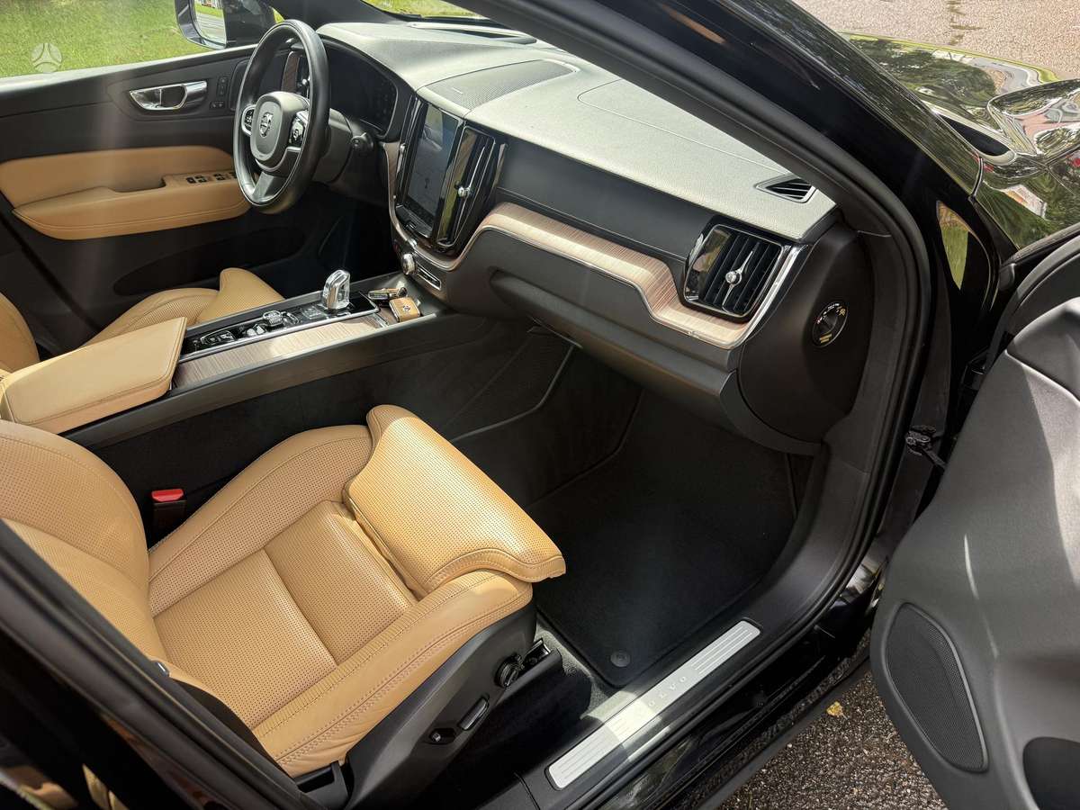 Volvo XC60 - 11