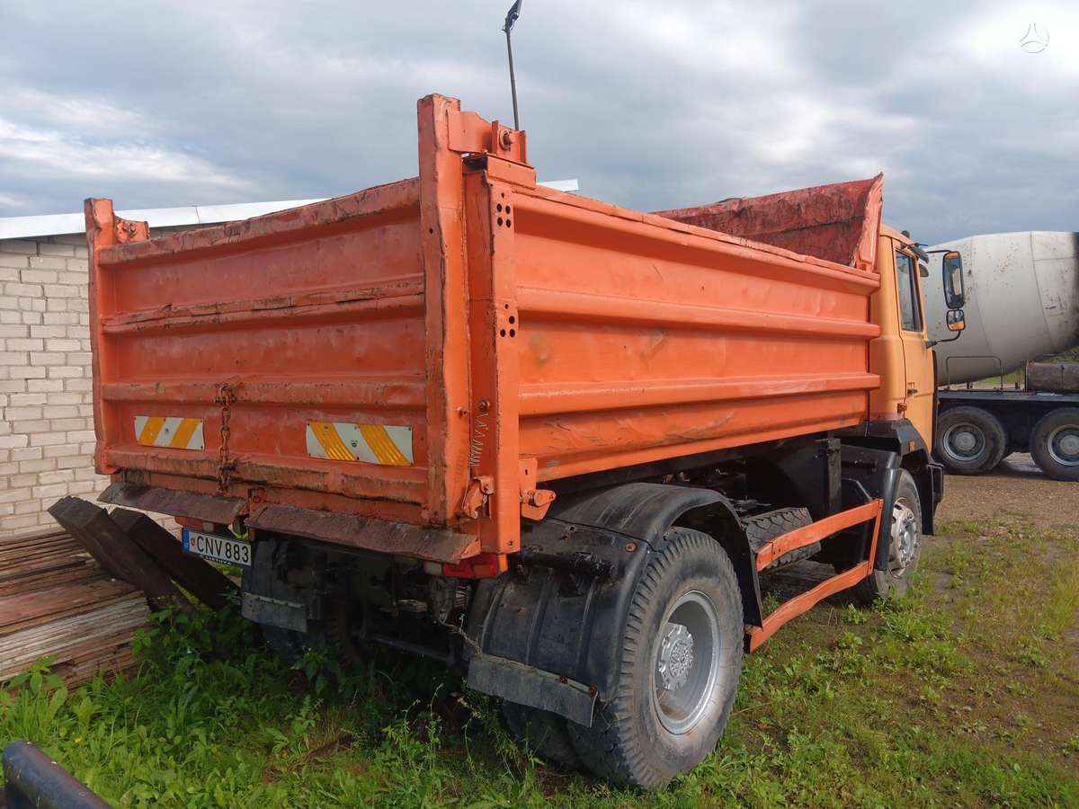 MAZ 55513, bortu