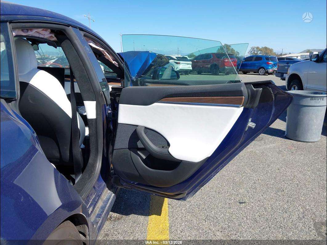 Tesla Model S, 100 kWh, hatchback