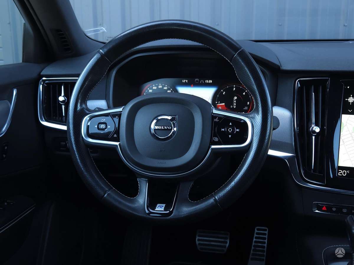 Volvo S90, 2.0 l., Седан