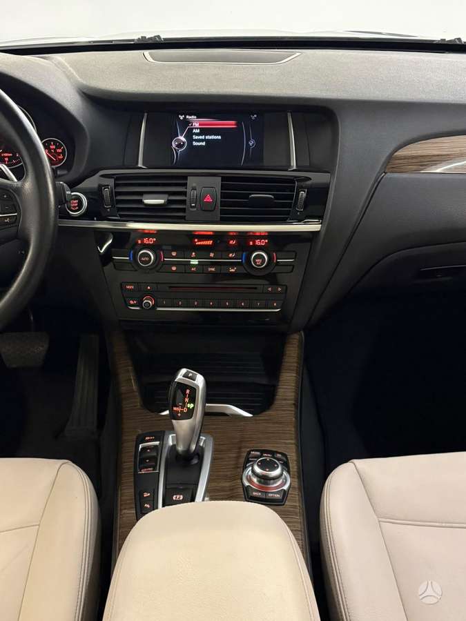 BMW X3, 2.0 l., off-road / crossover