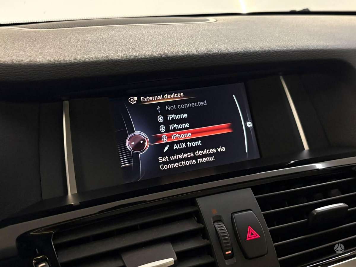 BMW X3, 2.0 l., off-road / crossover