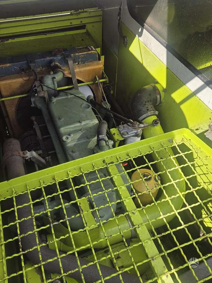 Claas Dominator 86, combine harvesters