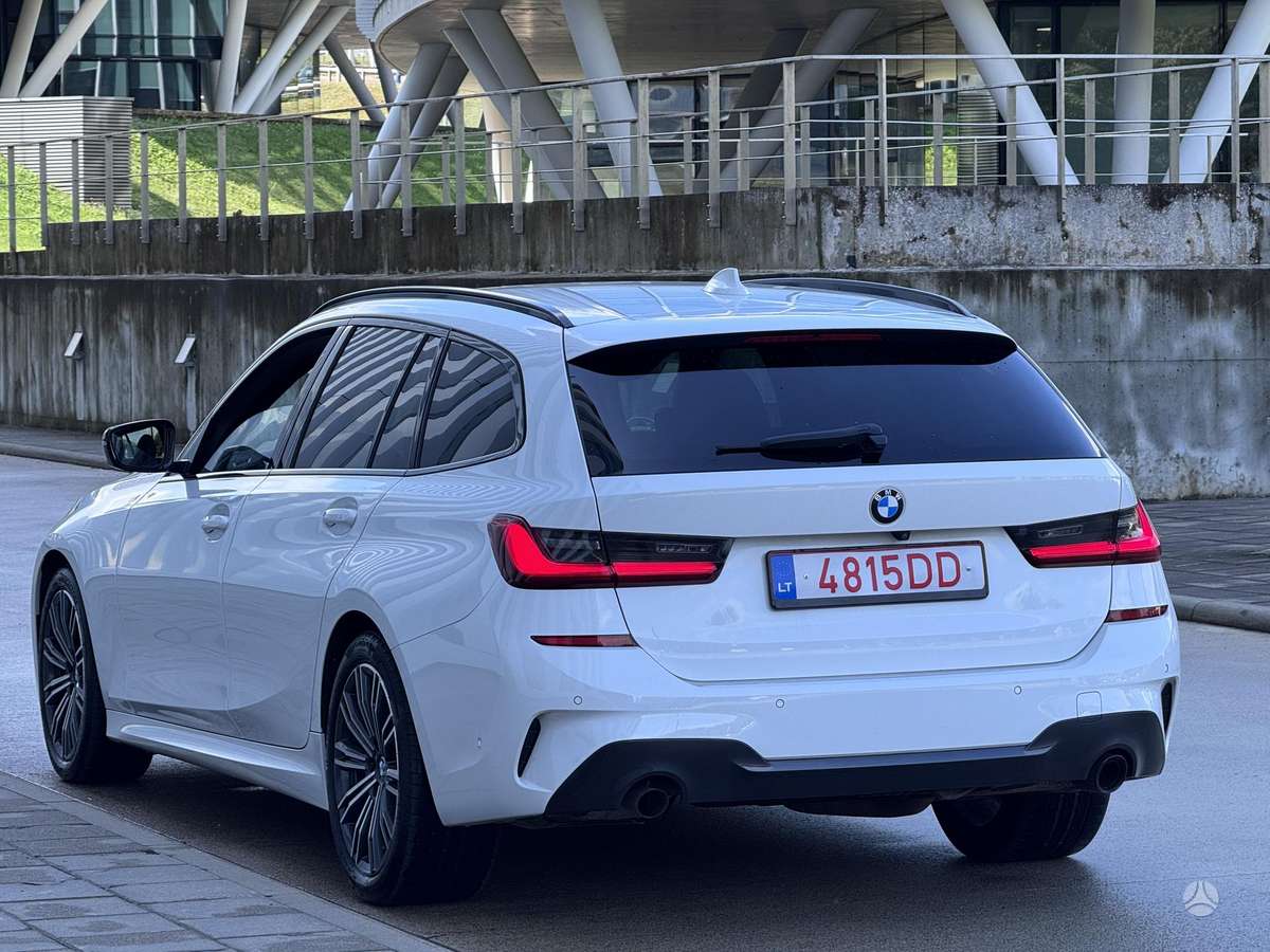 BMW 320, 2.0 l., wagon