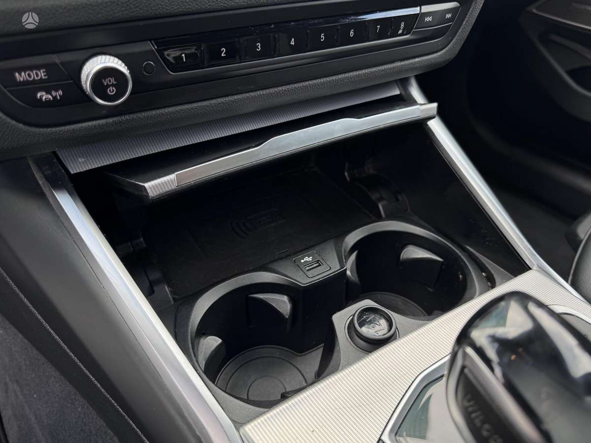 BMW 320, 2.0 l., wagon