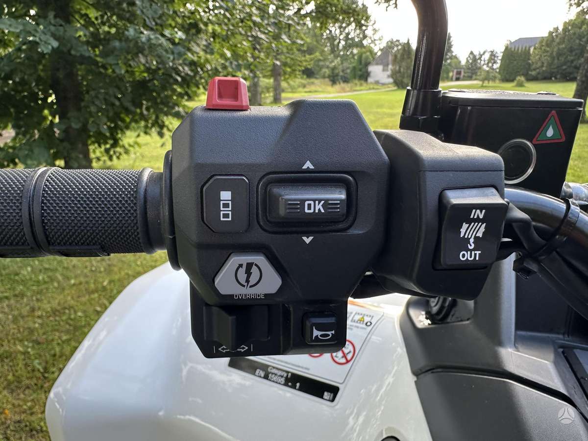 Can-Am Outlander, electric, atv / quad