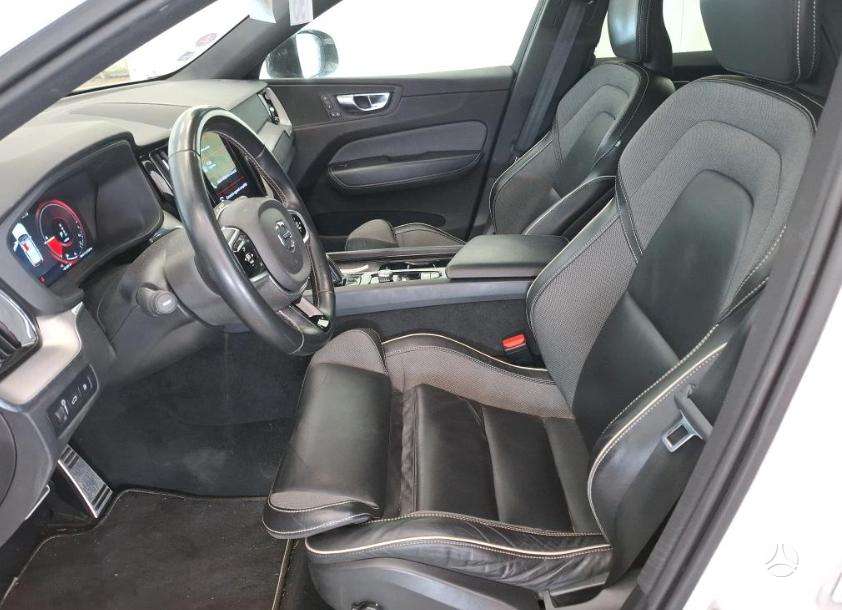 Volvo XC60 - 6