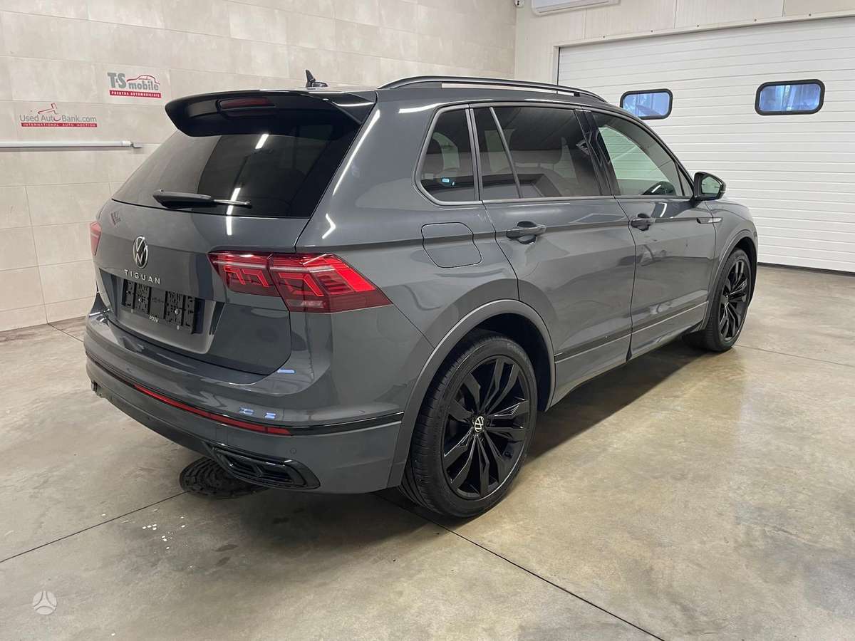 Volkswagen Tiguan - 4