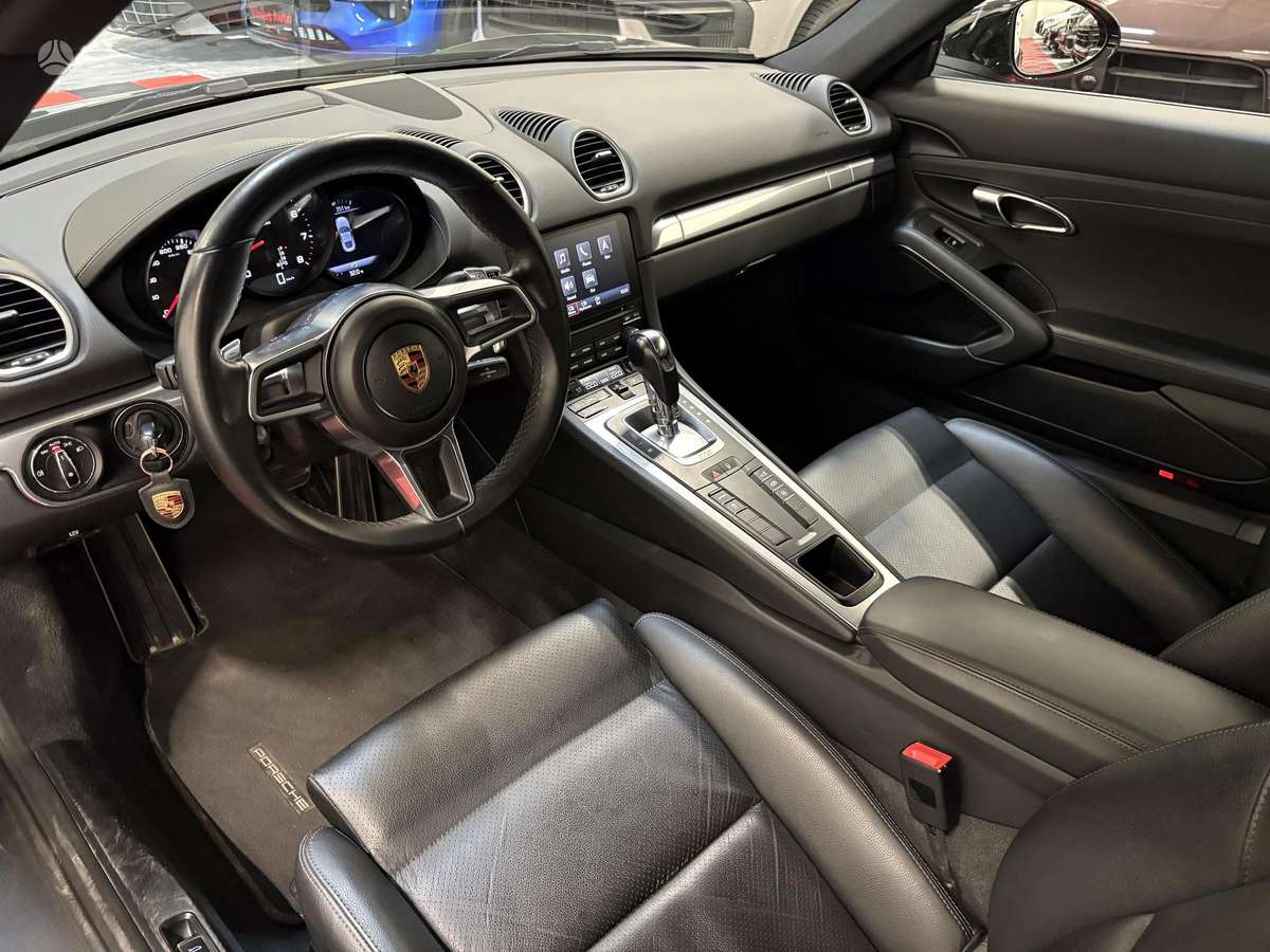 Porsche Cayman - 11
