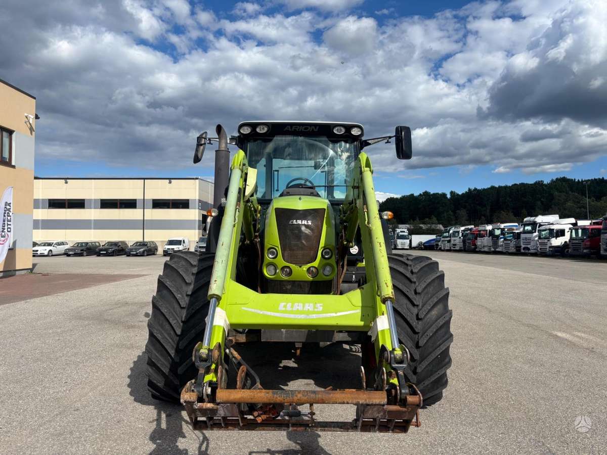 Claas Arion 540, traktoriai