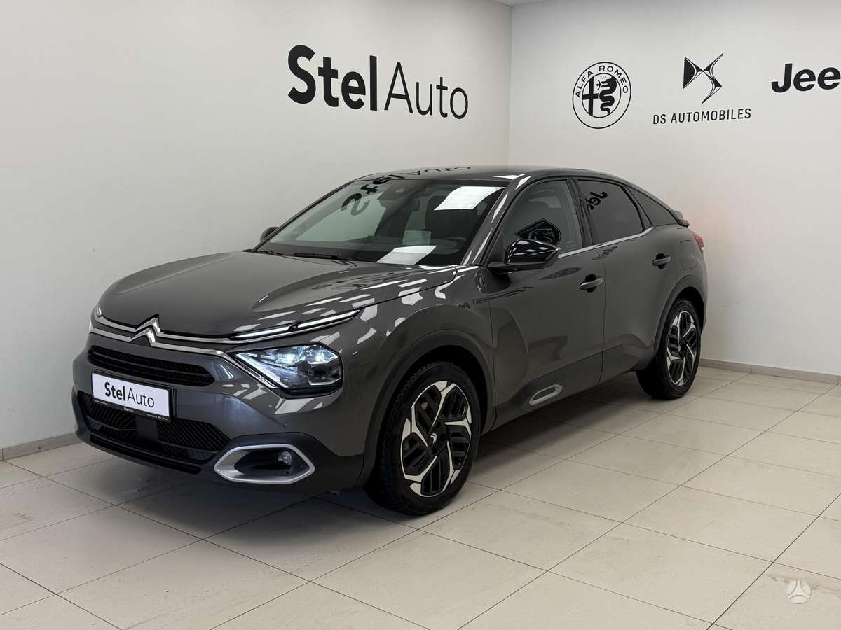 Citroen C4, 1.2 l., Хэтчбек