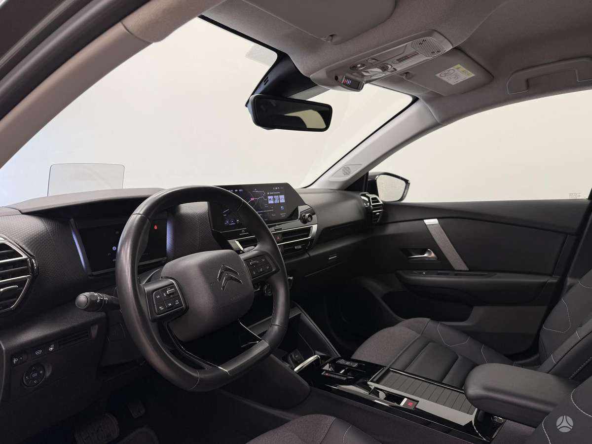 Citroen C4, 1.2 l., Хэтчбек
