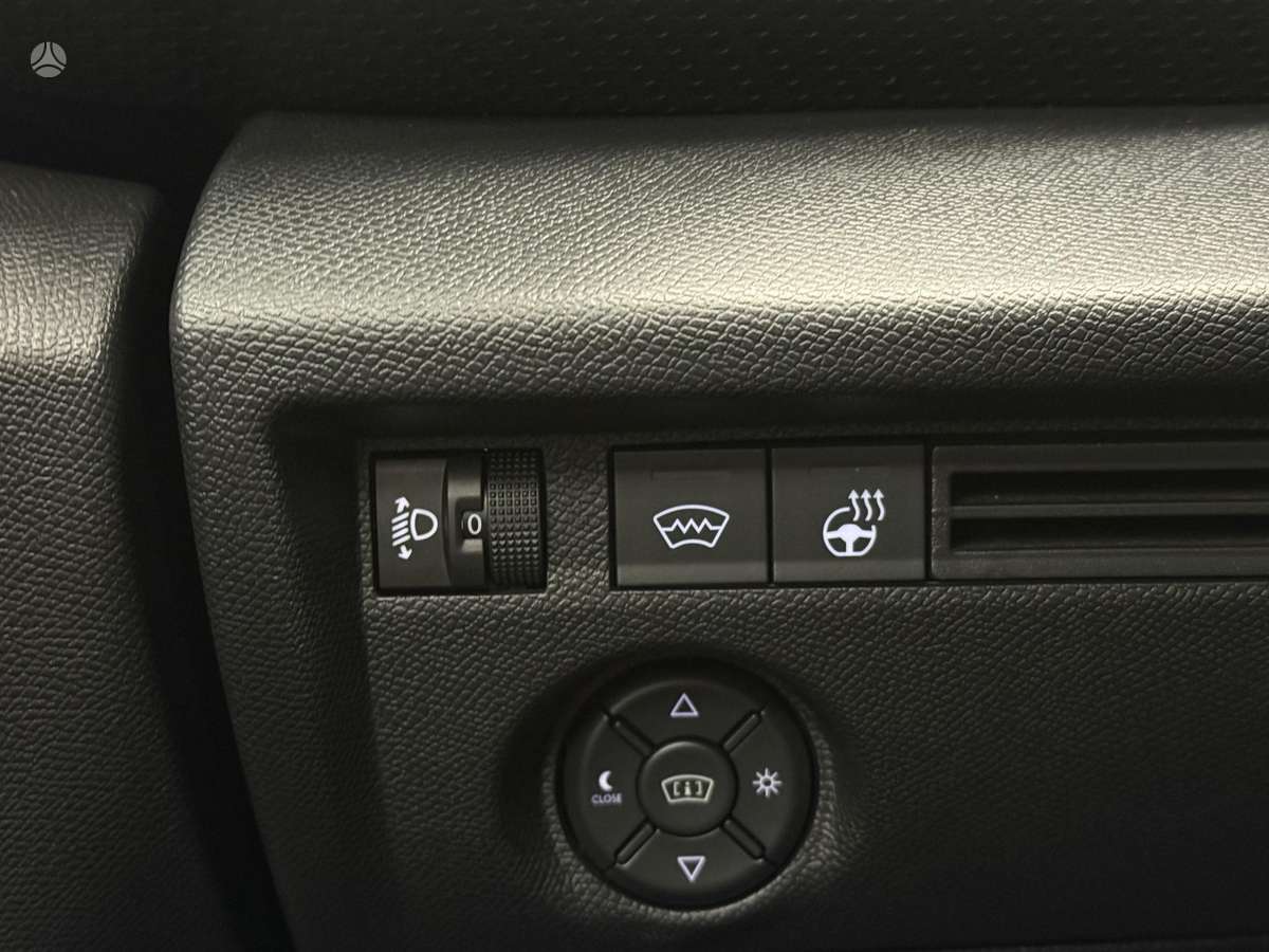 Citroen C4, 1.2 l., Хэтчбек