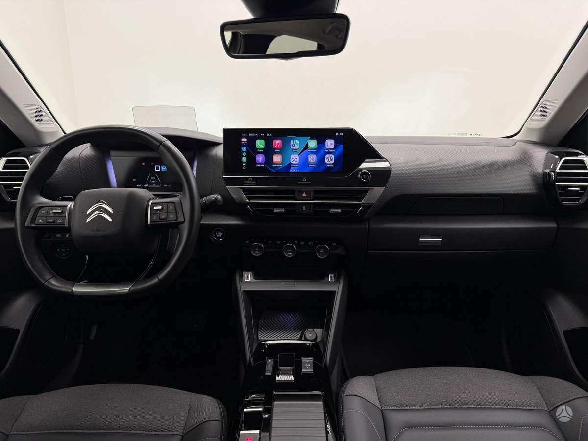 Citroen C4, 1.2 l., Хэтчбек