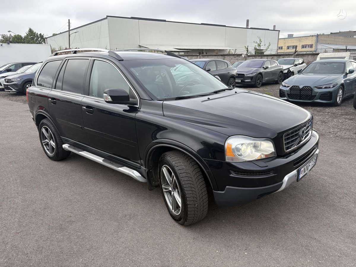 Volvo XC90 - 2
