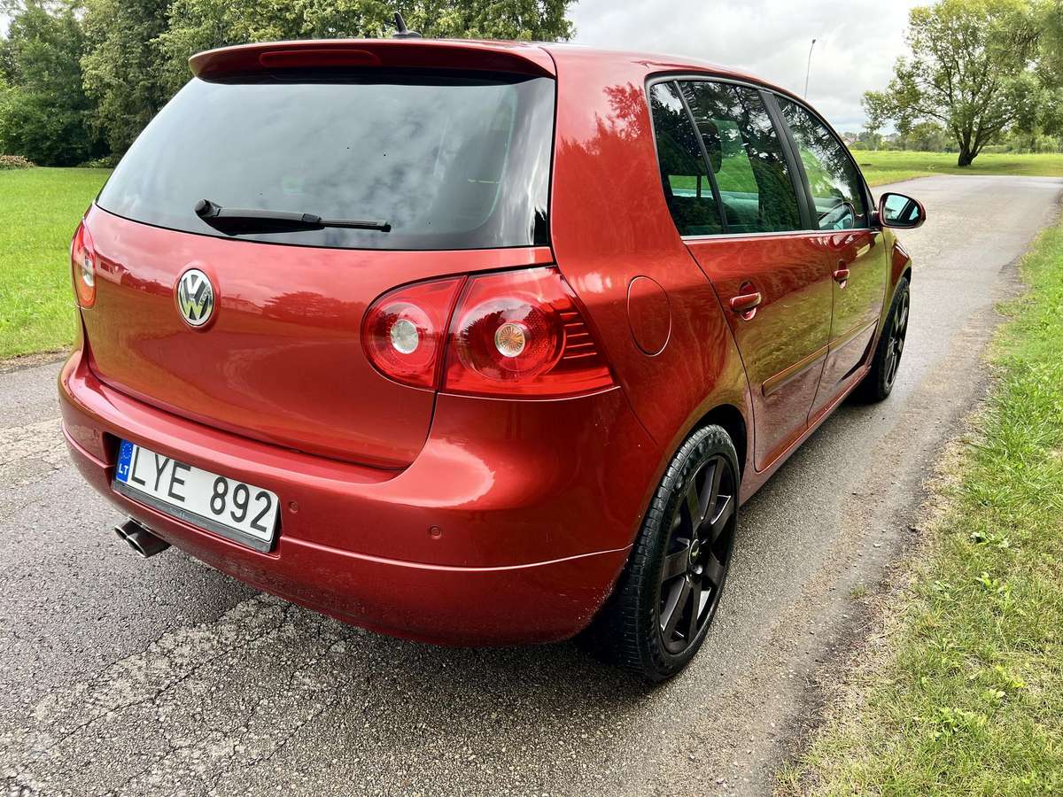 Volkswagen Golf - 4