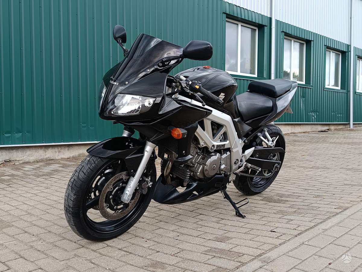 Suzuki SV 650cc, superbikes