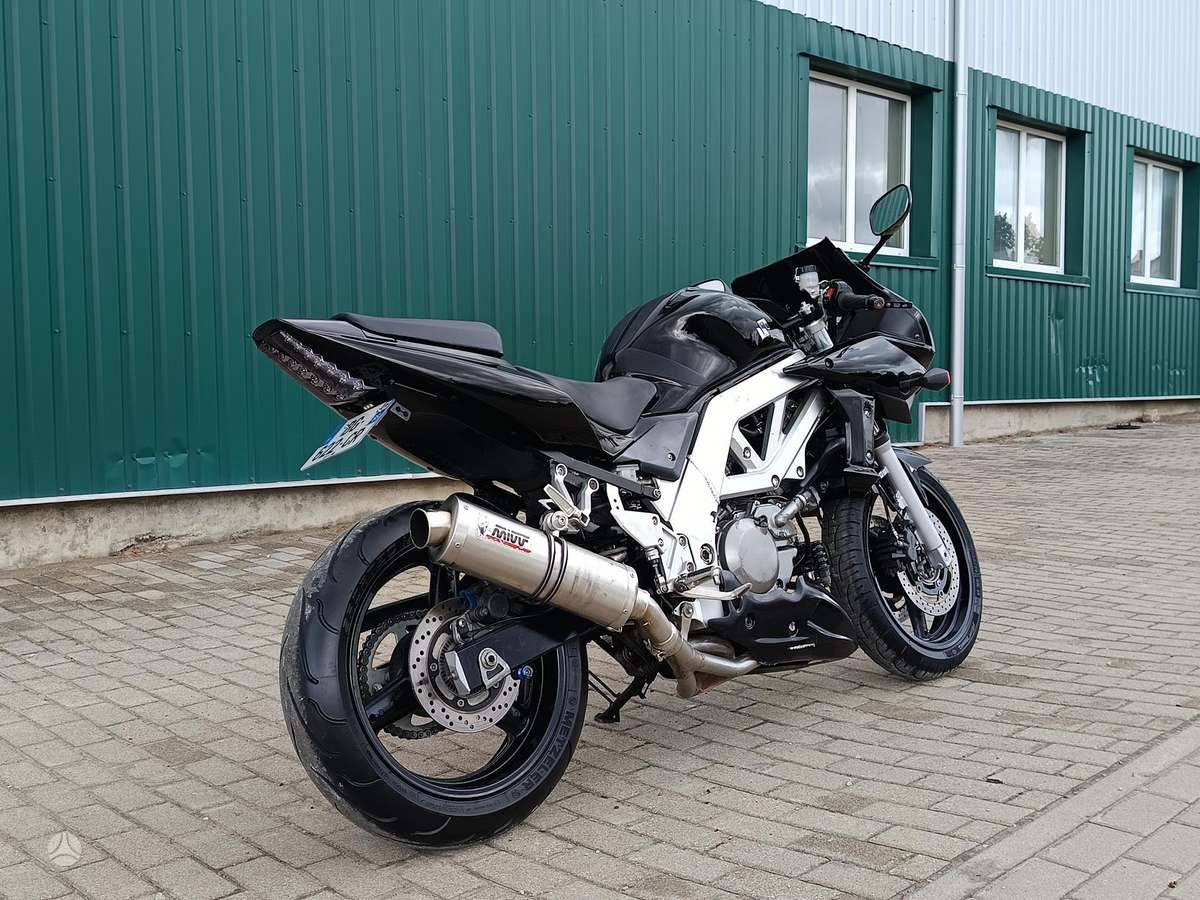 Suzuki SV 650cc, superbikes