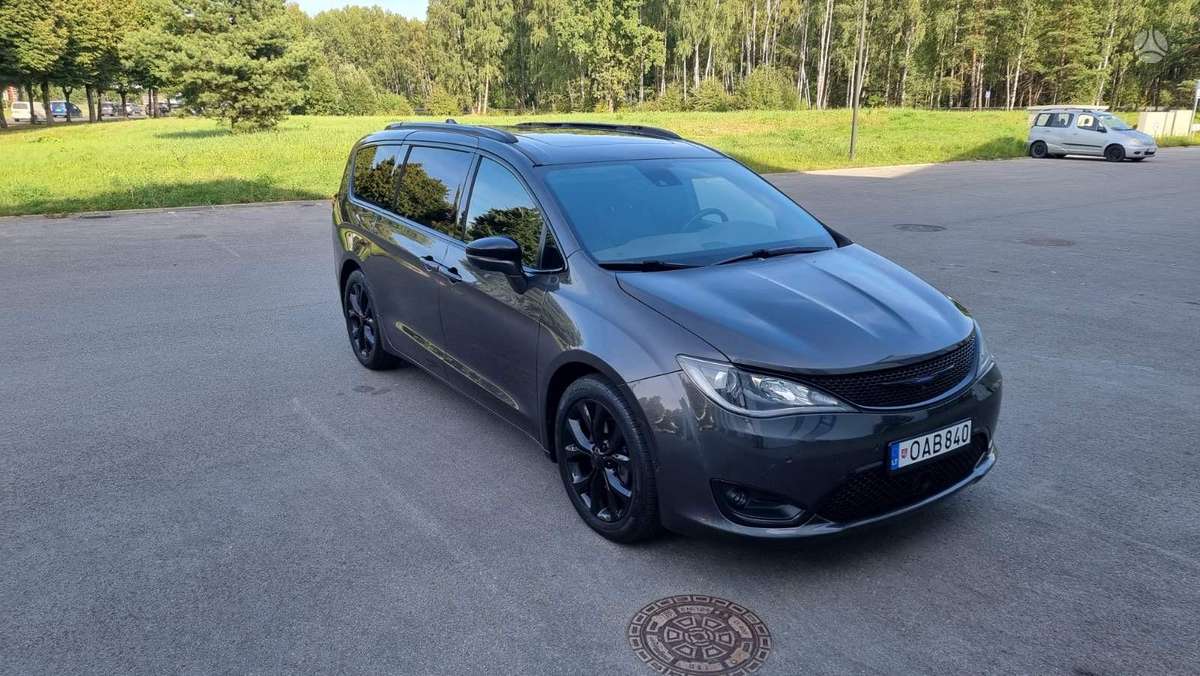 Chrysler Pacifica, 3.6 l., Минивэн
