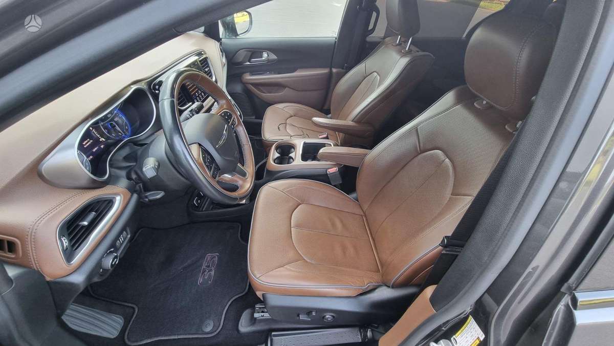 Chrysler Pacifica, 3.6 l., Минивэн