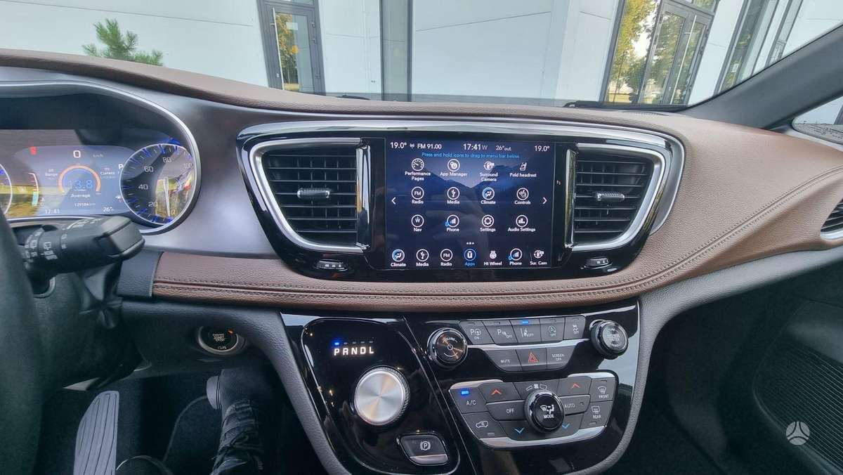 Chrysler Pacifica, 3.6 l., Минивэн