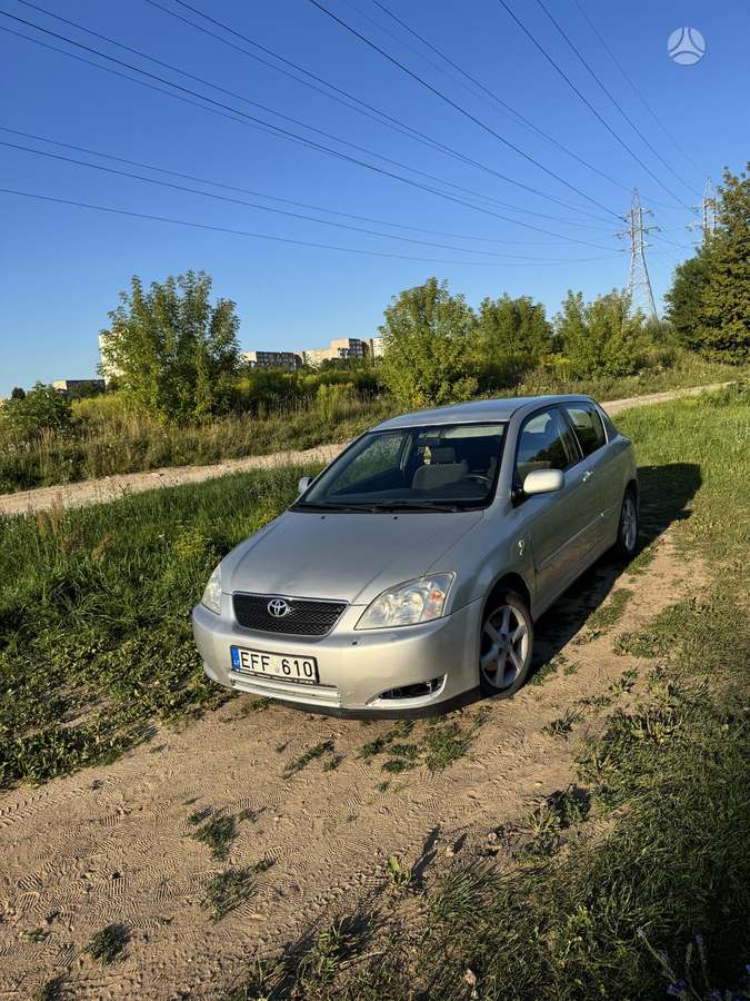 Toyota Corolla - 2