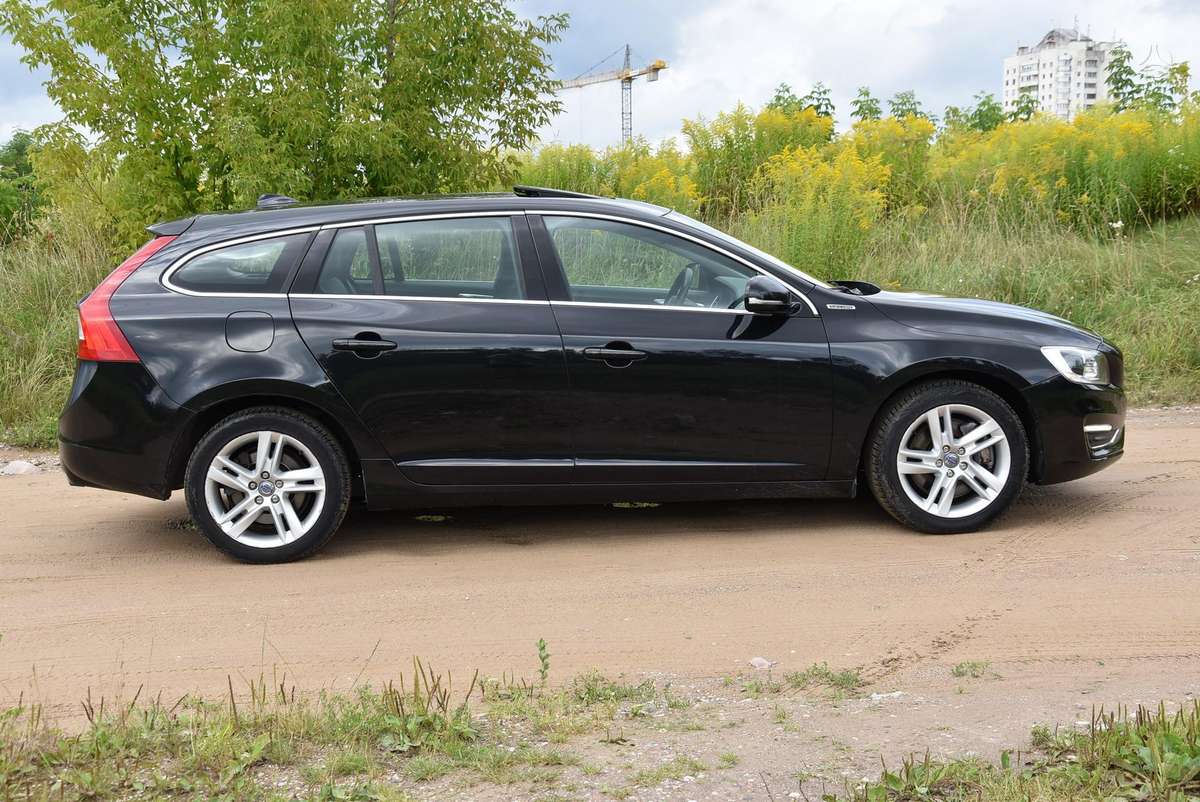 Volvo V60, 2.4 l., Универсал