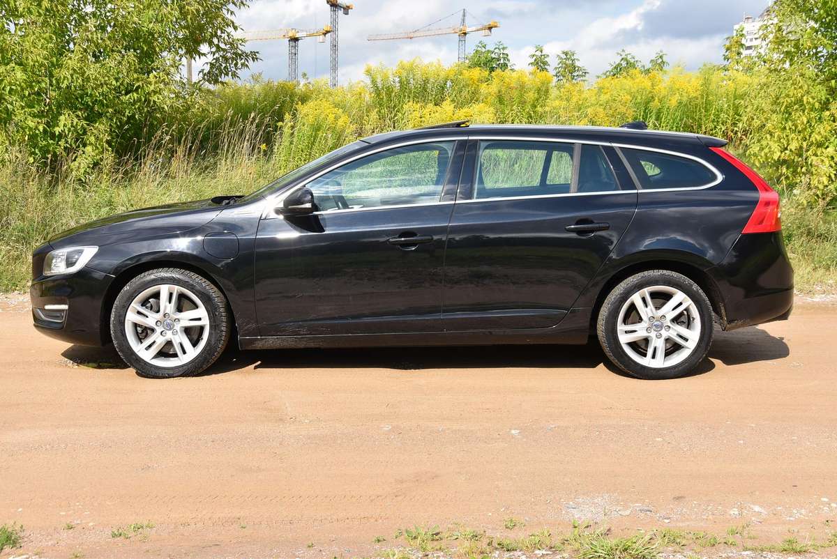 Volvo V60, 2.4 l., Универсал