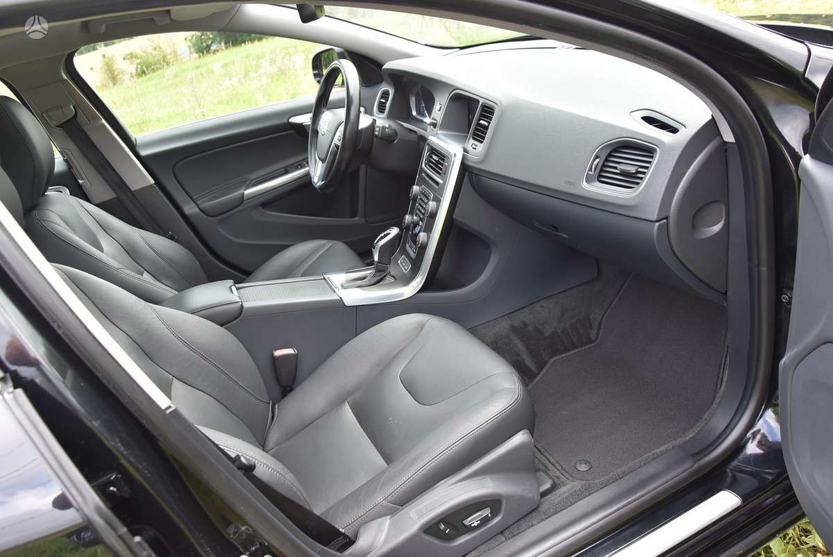Volvo V60, 2.4 l., Универсал