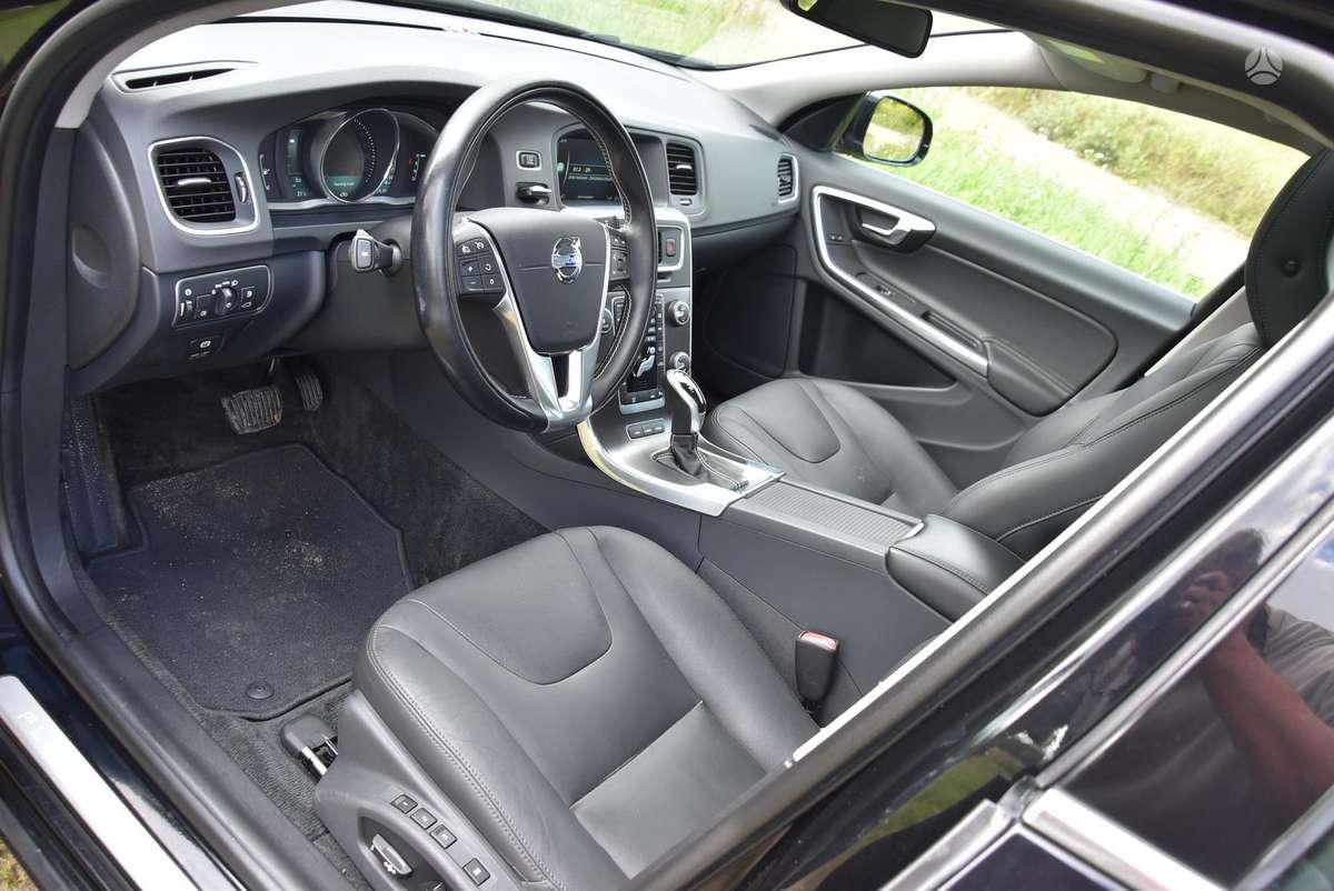 Volvo V60, 2.4 l., Универсал