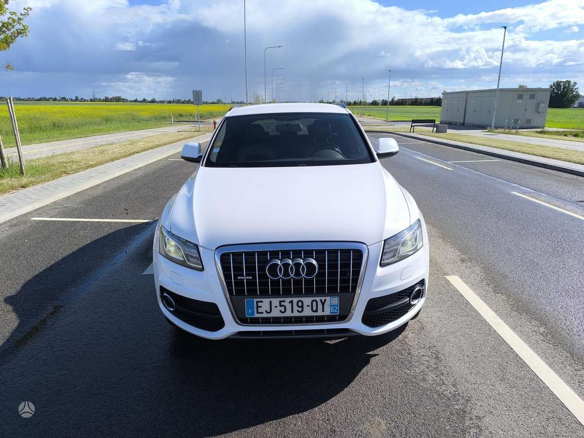 Audi Q5, 2.0 l., Внедорожник / Кроссовер
