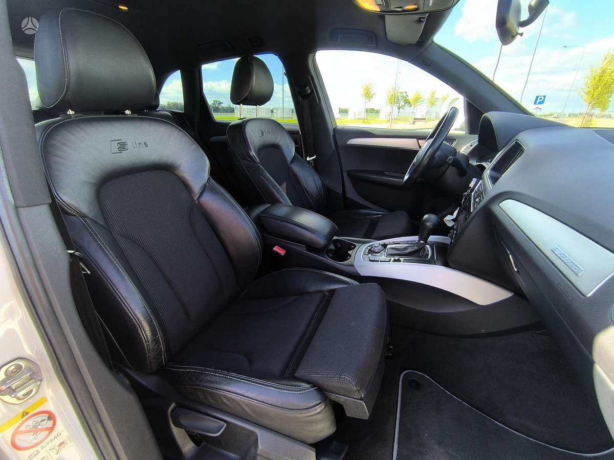 Audi Q5, 2.0 l., Внедорожник / Кроссовер