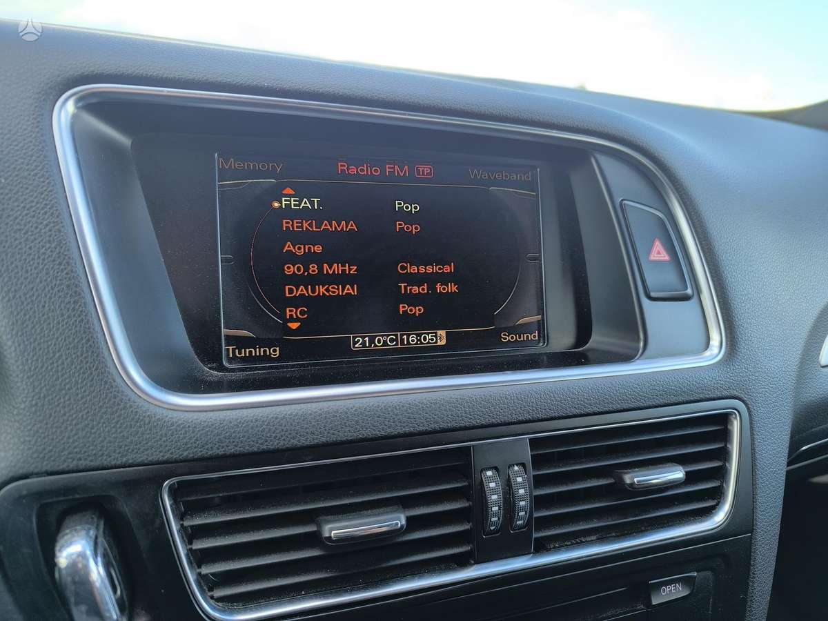 Audi Q5, 2.0 l., Внедорожник / Кроссовер