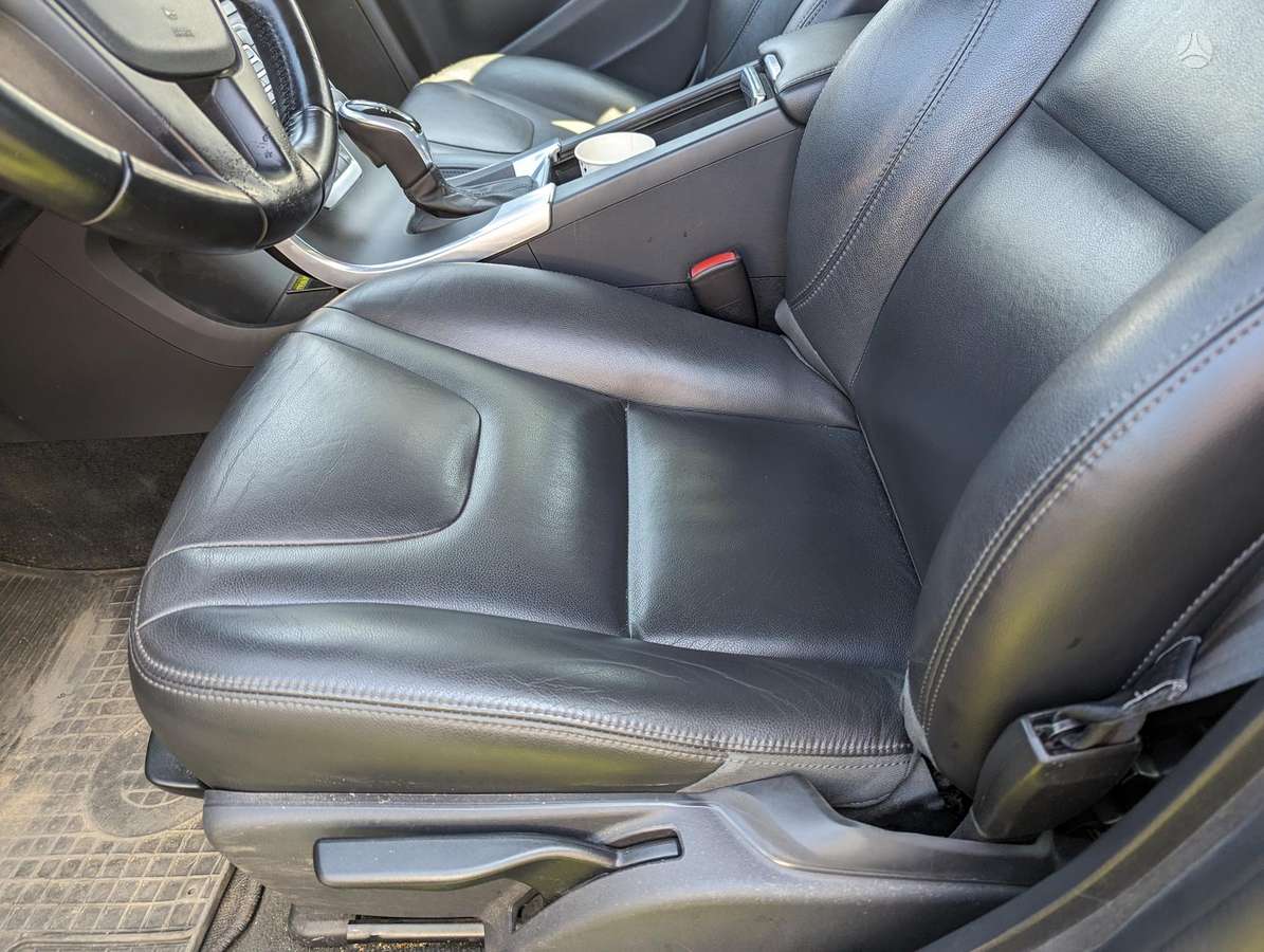 Volvo V60, 1.6 l., Универсал